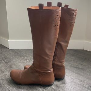 Fluevog Integrity Anjali Boots